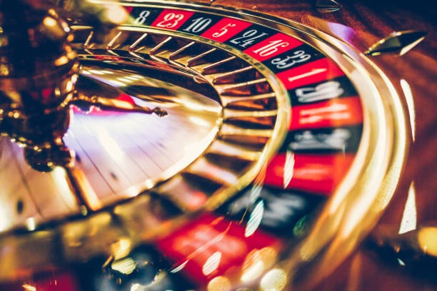 Quick Bet interface showing Aviator crash game and instant-result betting options